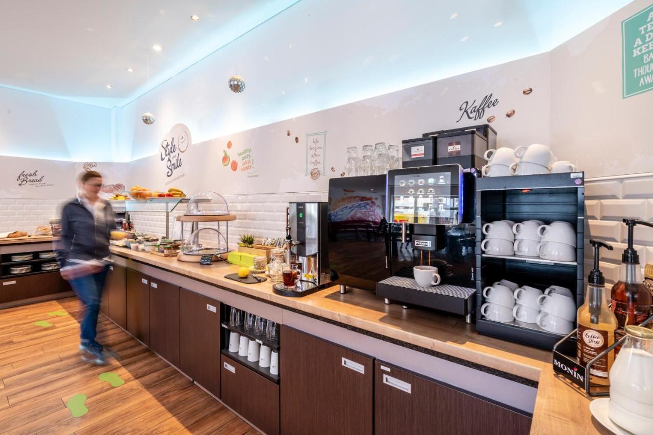 Ibis Styles Hamburg Alster City Eksteriør billede