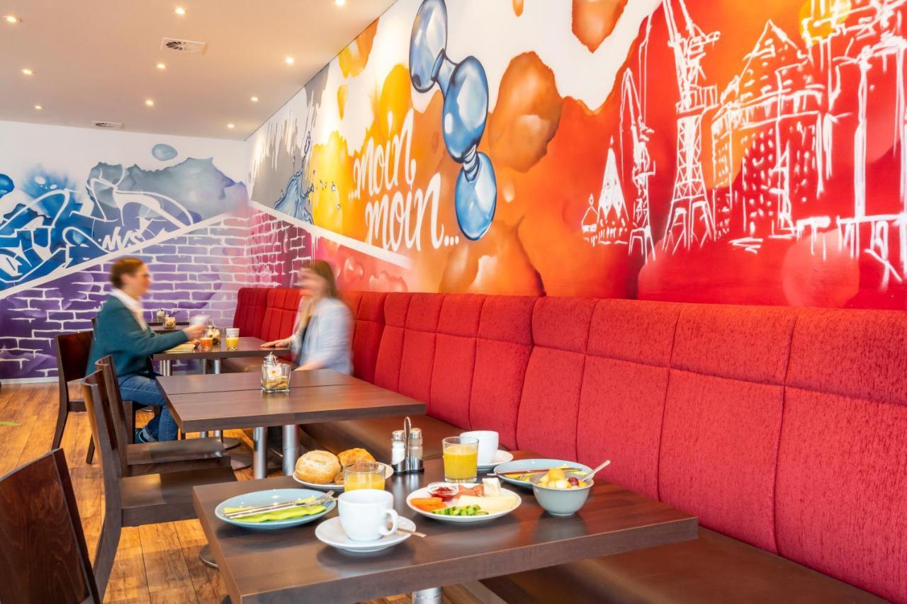 Ibis Styles Hamburg Alster City Eksteriør billede