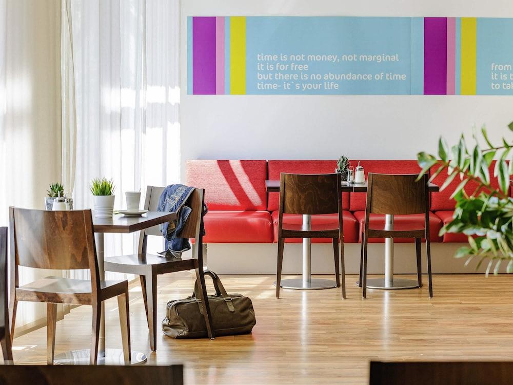 Ibis Styles Hamburg Alster City Eksteriør billede